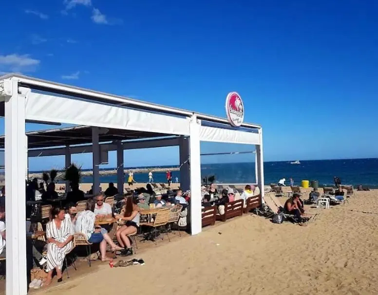 Confort Apartamentos En Playa, 3 Drm Barcelona 0*,